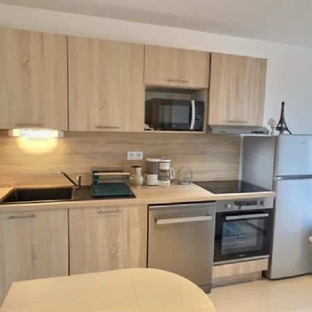 A 150M De La Plage - Coquet Appartement Pour 4 Personnes วีอัส ภายนอก รูปภาพ